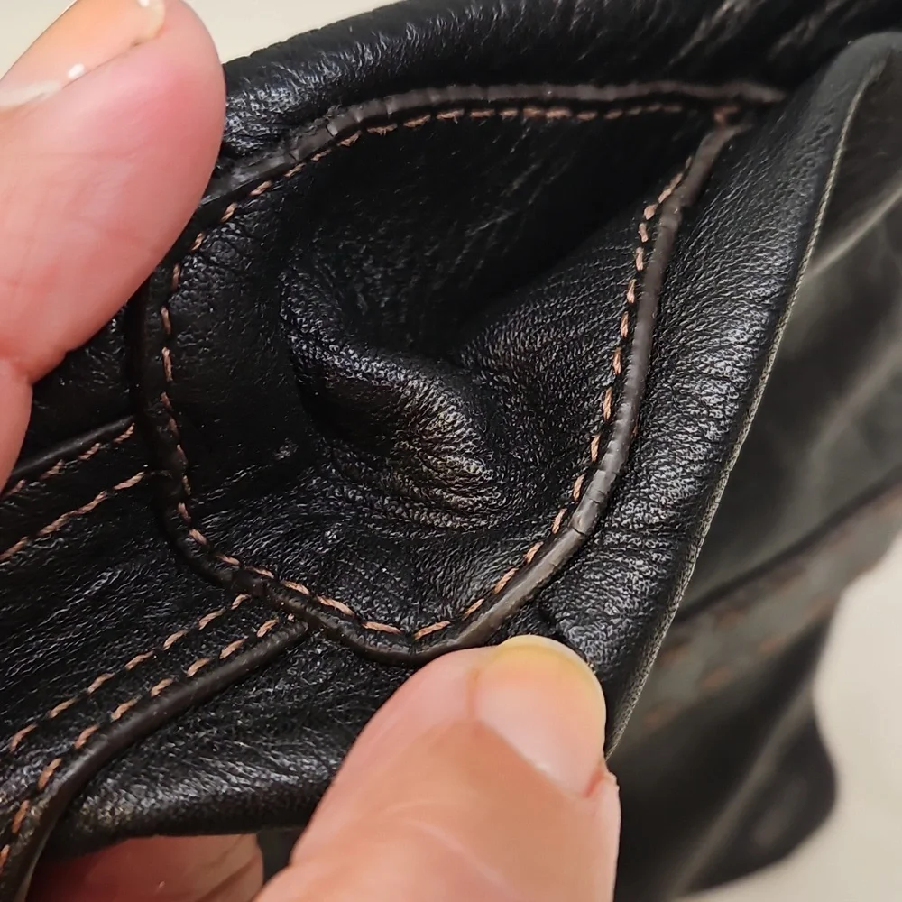 Cole Haan excellent unisex